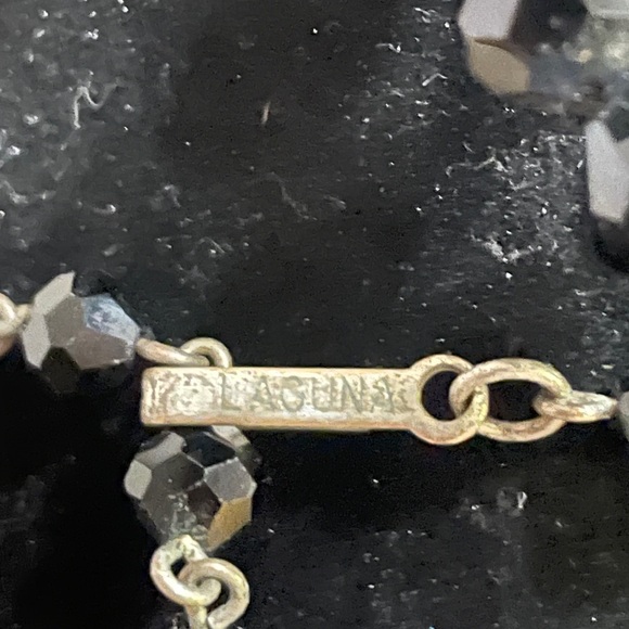 Laguna Vintage black glass necklace, earrings and bracelet to match - Picture 5 of 5